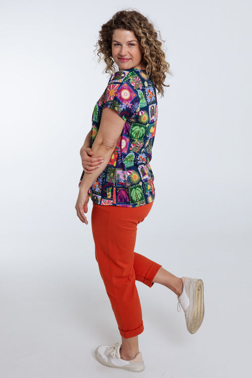 Jungle- en tropisch bedrukt T-shirt-Paprika-2