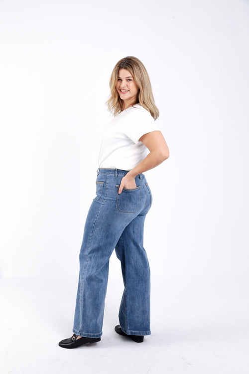 Jeans Elodie avec poches et détail broderie-Paprika-7