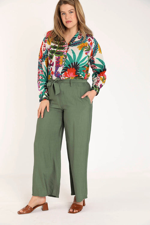 Wijde broek van effen viscose met geplooid effect-Paprika-6