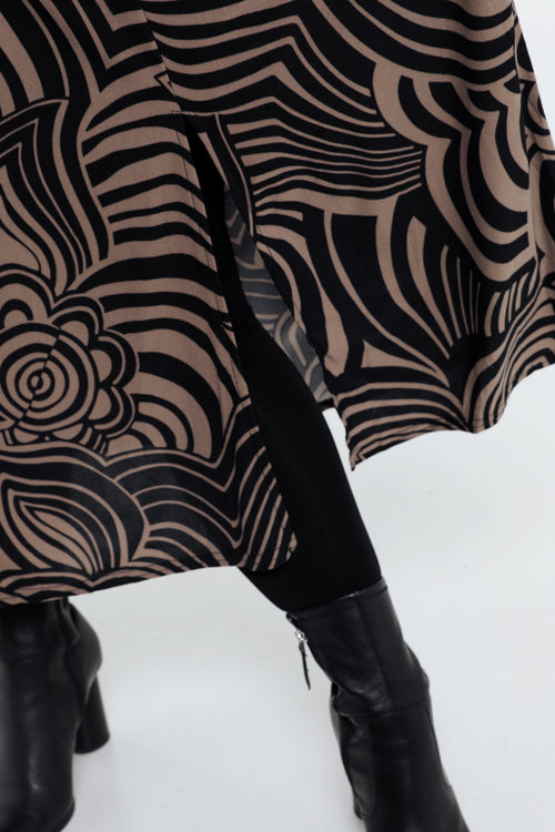 Halflange rok met grafisch motief en split-Paprika-5