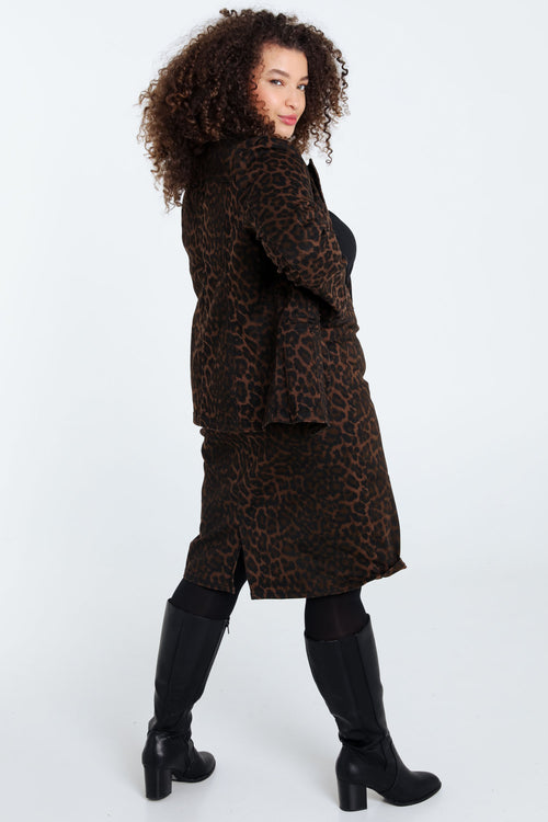 Marron / 46-Paprika-1