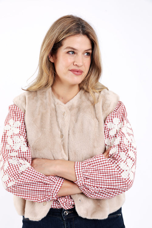 Gilet en fausse fourrure uni-Paprika-6