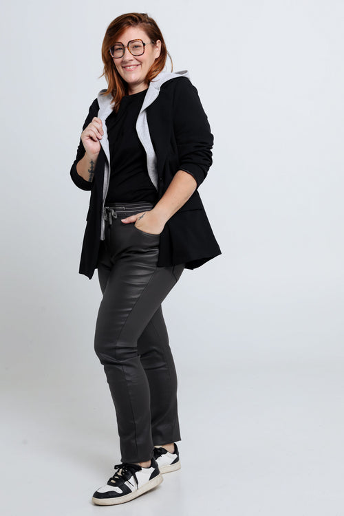 Slim gecoate jegging met fijne riem-Paprika-8