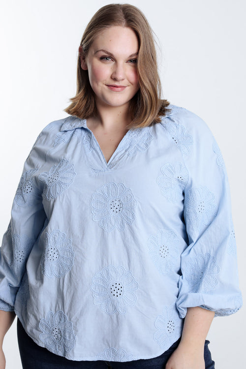 Effen katoenen blouse met geborduurde bloemen-Paprika-2