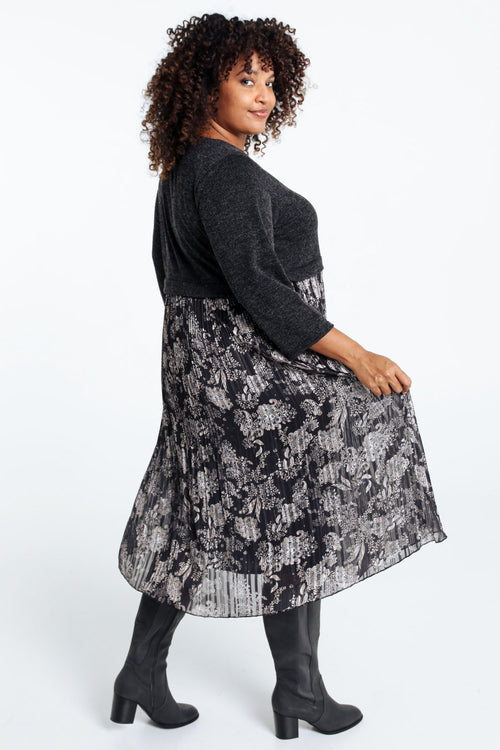 Anthracite / 46-Paprika-1