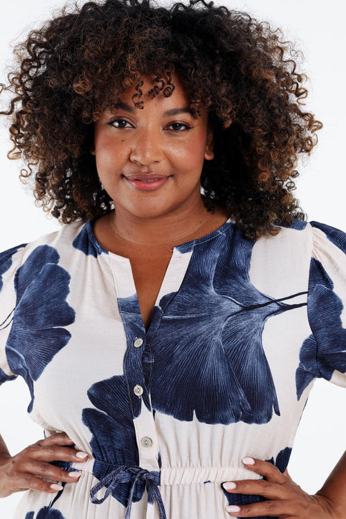 Langjurige jurk van viscose met bladerenprint-Paprika-3