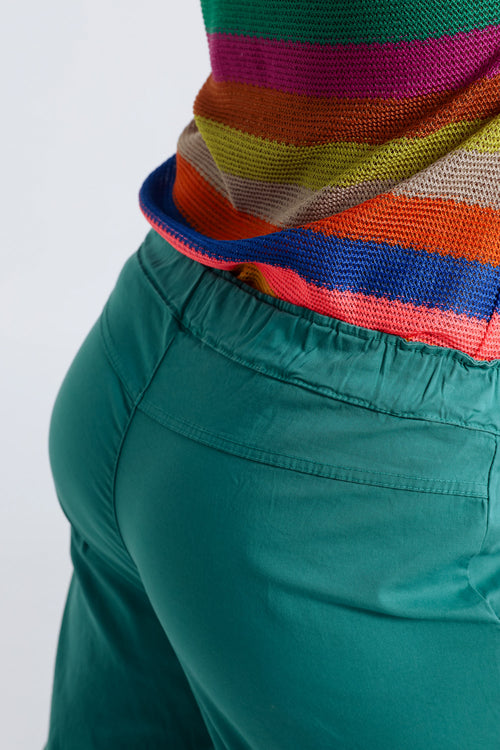 Effen 7/8-chinobroek in licht katoen met losse broekspijpen-Paprika-6