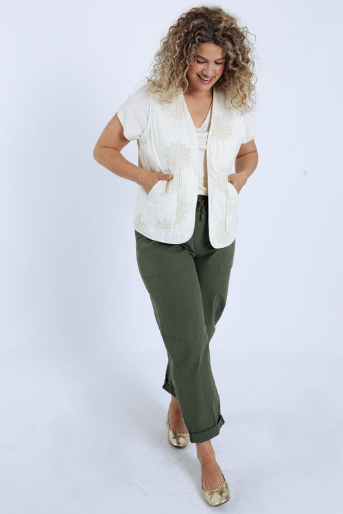 Gilet matelassé avec broderies florales-Paprika-8